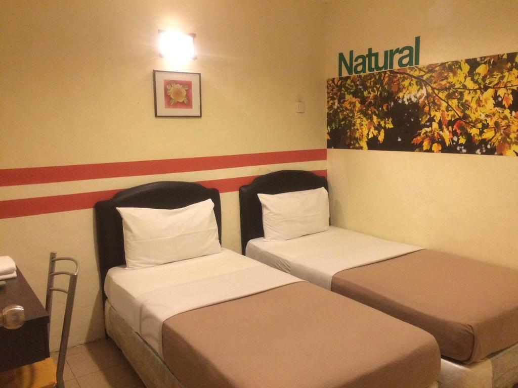 City Star Hotel Kulai Habitación foto