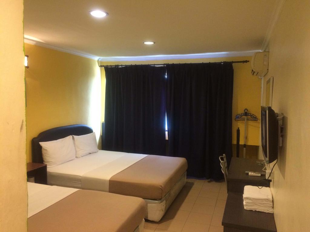 City Star Hotel Kulai Habitación foto
